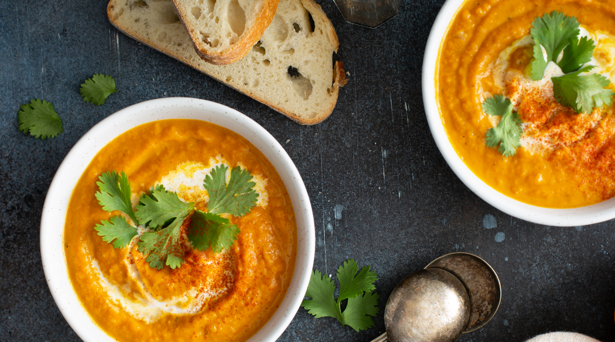 Græskarsuppe med ingefær og kokosmælk | KANDY SPICES